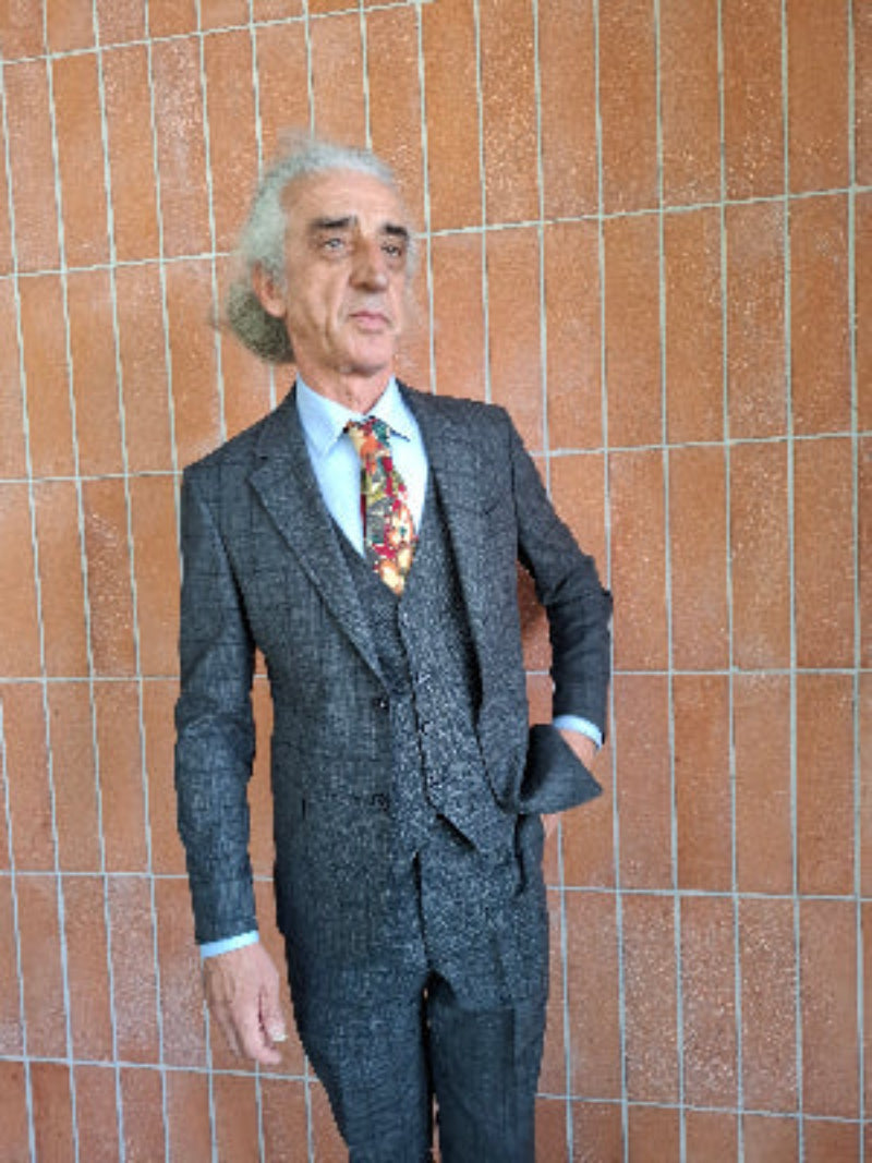 Men’s Suit 3195 back view highlighting jacket design and trouser fit