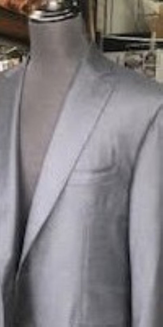Bespoke midnight blue performance suit for a Brisbane wedding by Master Tailor Feridun Avar.
