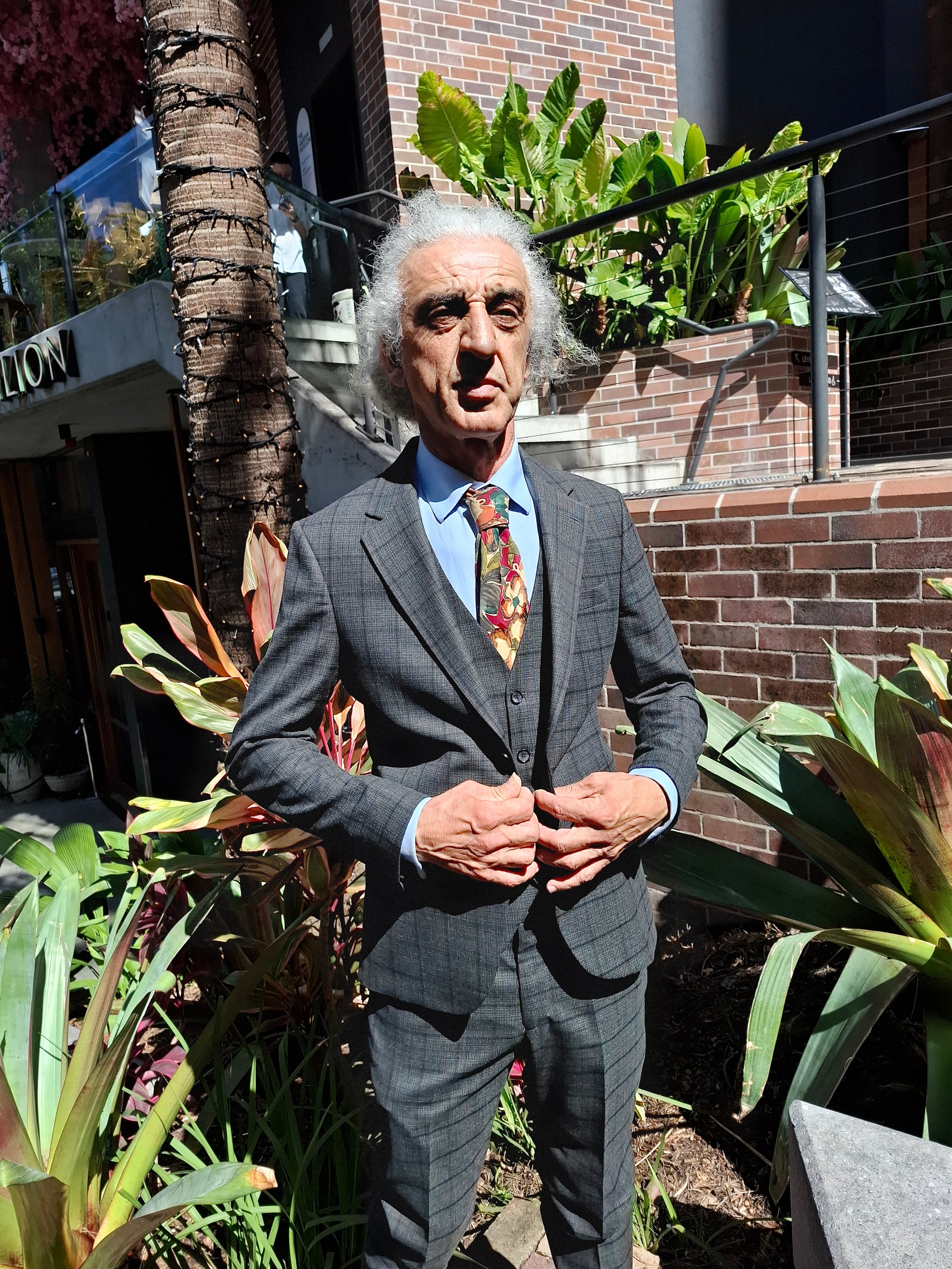 Men’s Suit 3195 – Classic Three-Piece Formal Suit