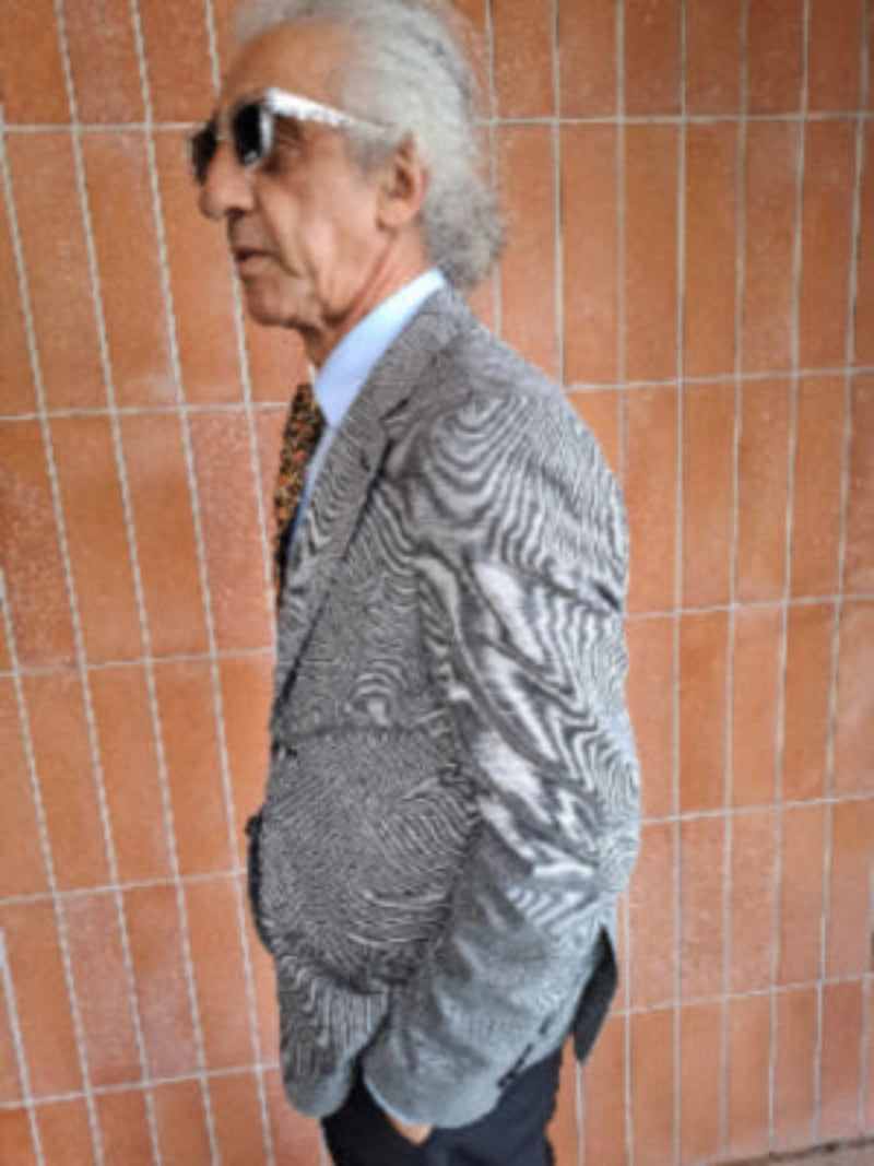 Men’s Jacket 5209 side view showing modern fit and casual sport style